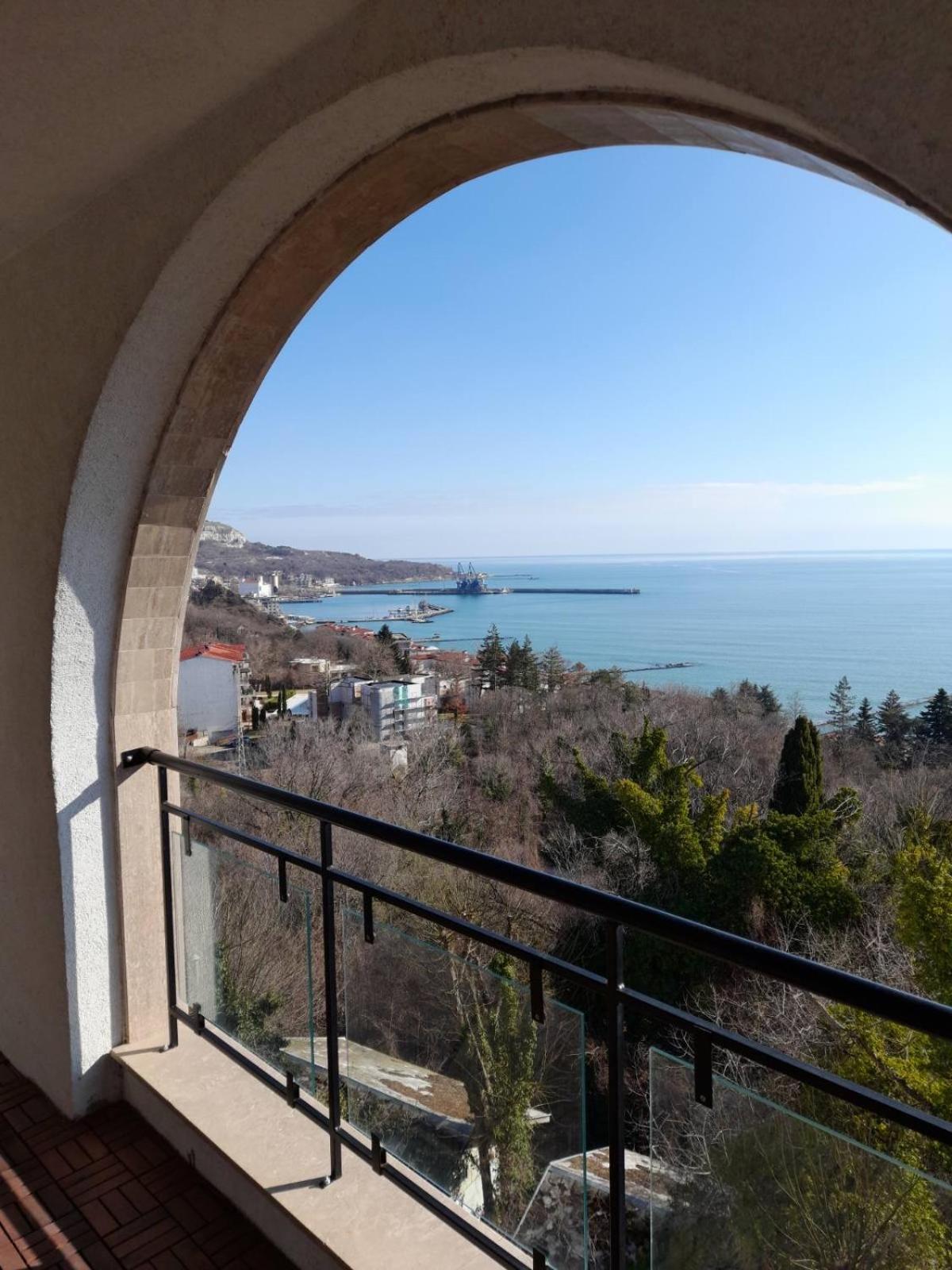 Queen'S Palace Balchik Apartment 外观 照片