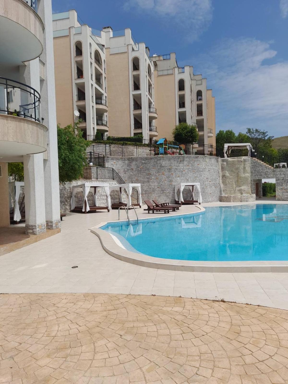 Queen'S Palace Balchik Apartment 外观 照片